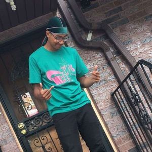 Meet your Posher, Jay güwäpo